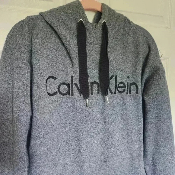 Calvin  Klein Performance Oversized Cropped Hoodie - Size L (Fits to 2x) - Picture 3 of 11